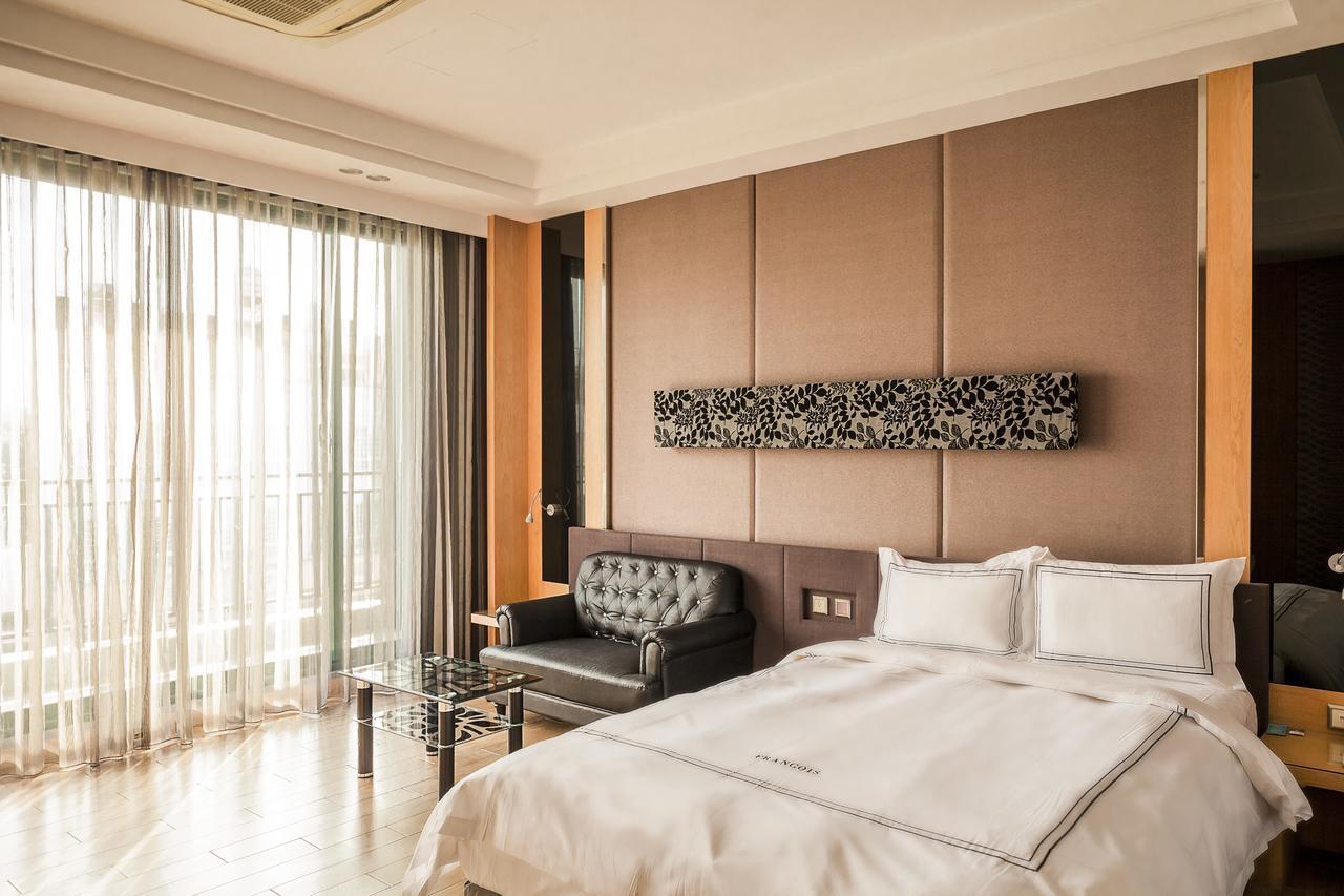 Tuku Yunlin Commerce Ryokan מראה חיצוני תמונה